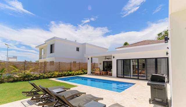 Charming 3-bedroom villa in wonderful Ocean Village with Pool & BBQ in Sosúa - Caberete