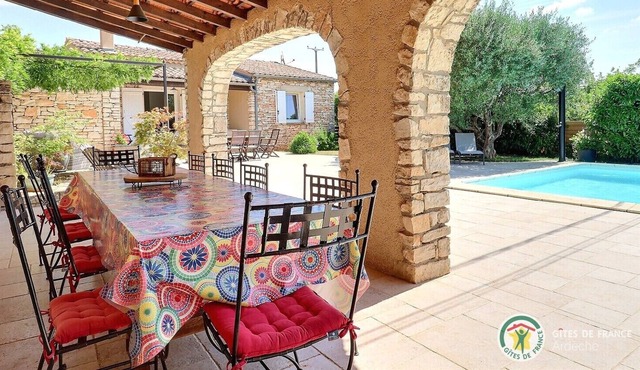 Charming villa L'Opaline - 4 bedrooms - 3 bathrooms - swimming pool - 5 air conditioners in Salavas