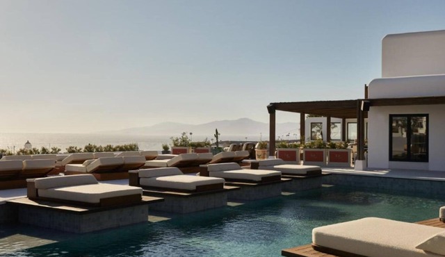 Chic Studio on Mikonos | Street of Fine Arts Location | Rooftop Swimming Pool
