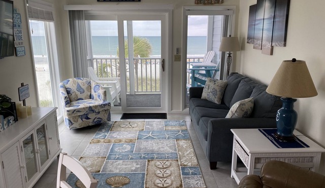 CLEAN! On the Beach! Best Views! FREE Beach Gear!