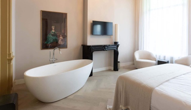 Dam Residence's Classic Suite