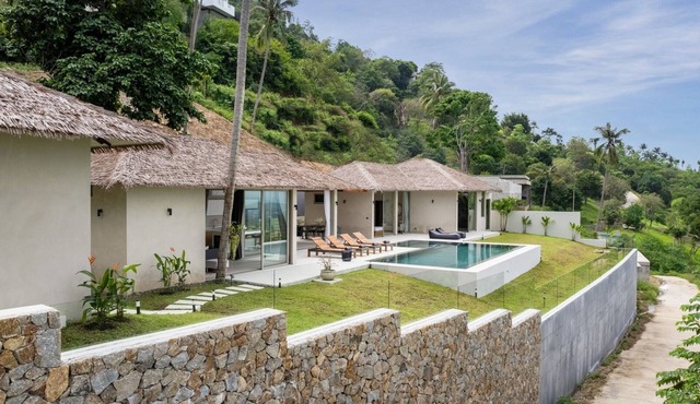 Designer's Delight: Lilly Belle: 4 Bed Pool Villa