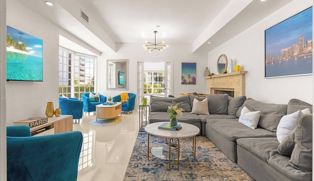 DIAMOND GREAT VILLA FOR LARGE GROUPS IN THE HEART OF SOUTH BEACH! in Miami Beach