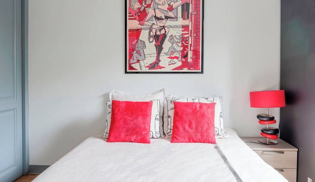 Double room & table d'hôte near Versailles in La Celle-Saint-Cloud