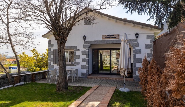 El Nido del Águila: Mountain House for 8 in Sierra de Guadarrama, near Madrid