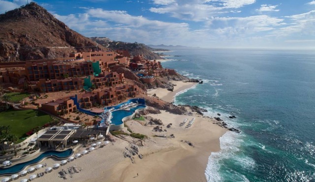 Elegant Studio Escape Steps from the Beach in San José del Cabo