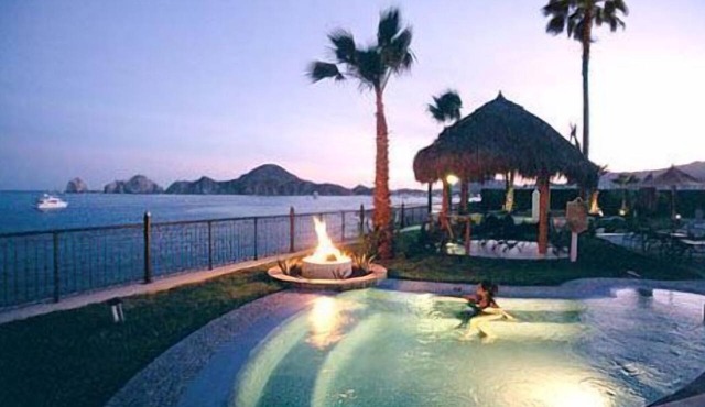 Everything you need! Ocean views from your balcony!