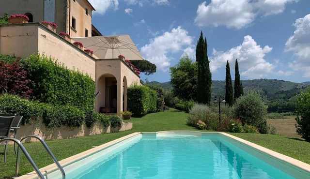 Exquisite Villa in Lamporecchio with Private Pool