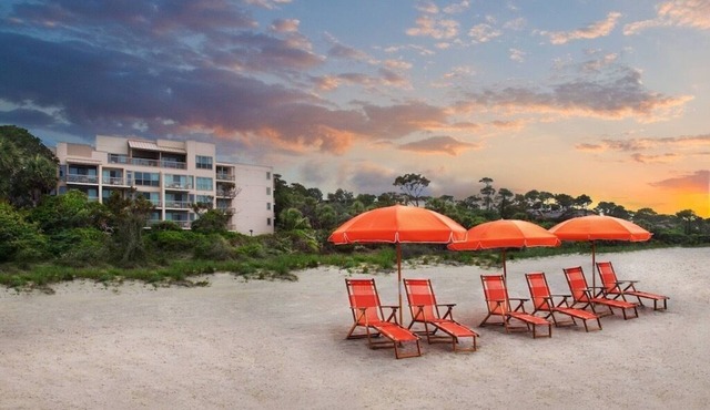 Family Beach Week! Hilton Head Coveted 1st Floor Walk Out 2B/2B Villa at Monarch