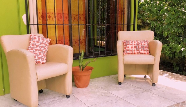 Flower & Leaf Guesthouse Villa - A Beachside Hideaway in Cahuita