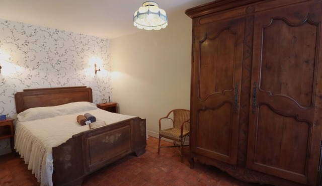Room rental Bienvenue chez Mémé Chambre de Maurice in Treigny-Perreuse-Sainte-Colombe