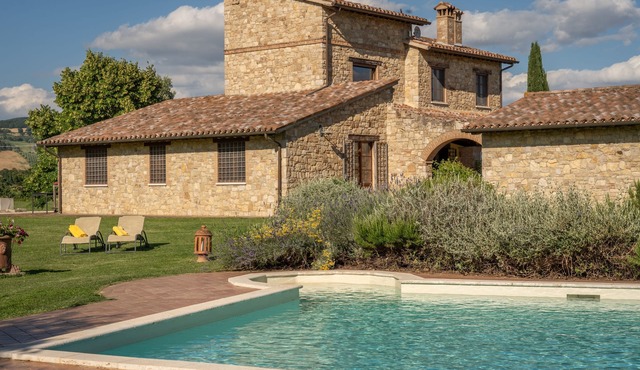Gorgeous Villa overlooking Todi in Todi