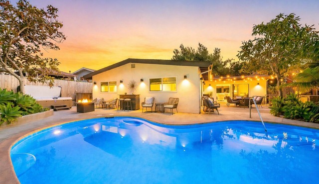 Great for Families,Pool,Jacuzzi,Close 2 Everything