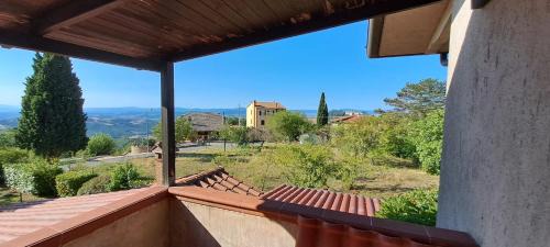 GuestHost - Villa Hannah in the hills with panoramic views in Castel Rigone