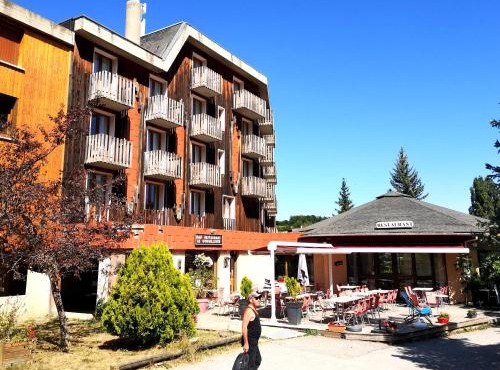 Hôtel Espace Montclar