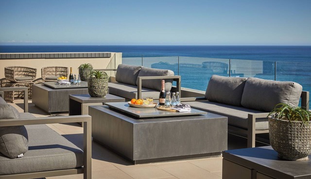 Halcyon Villa