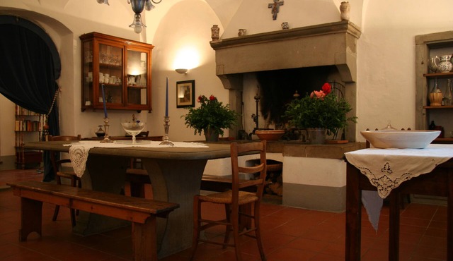 HISTORIC HOUSE VILLA EARN HATS in AREZZO