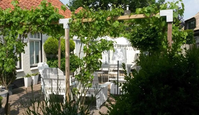 Holiday Home "Engel van de Molen" for Couples with Terrace, Garden & Wi-Fi