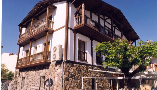 Hostal La Maya in Cercedilla