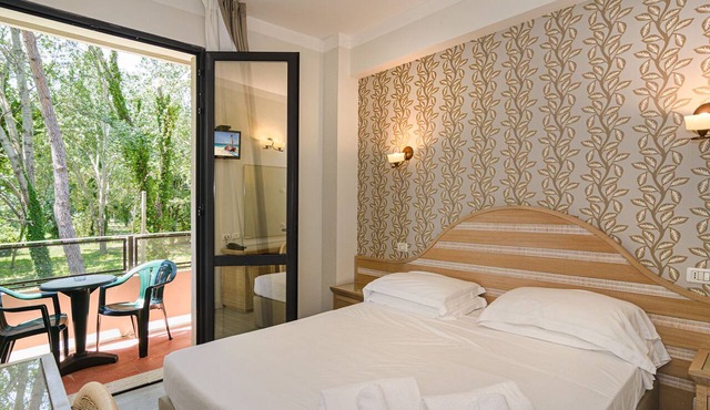 Hotel Nedy in Massa