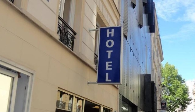 Hotel Santana in Paris