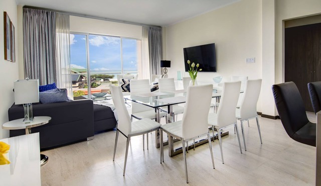 *HOTEL SERVICE* LUXURY 2 BEDROOM CONDO AT LEVENT ON EAGLE BEACH