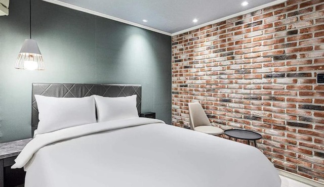 Hotel WO Yongsan Station