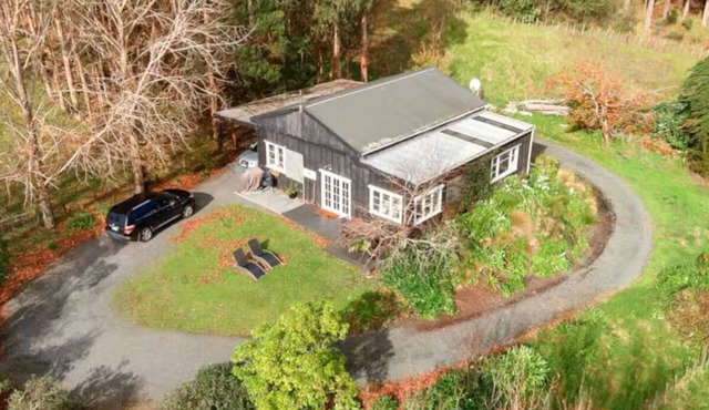 Hurstmere Cottage, Matakana in Tāwharanui Peninsula