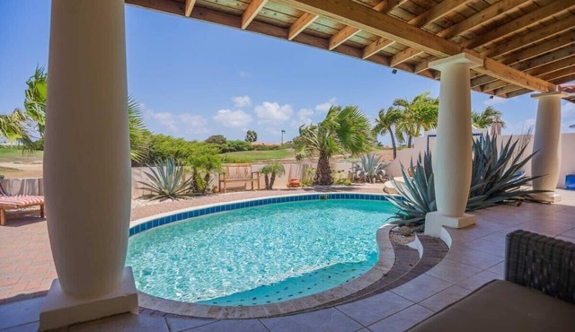 Impressive 2 bedroom villa overlooking the golf course