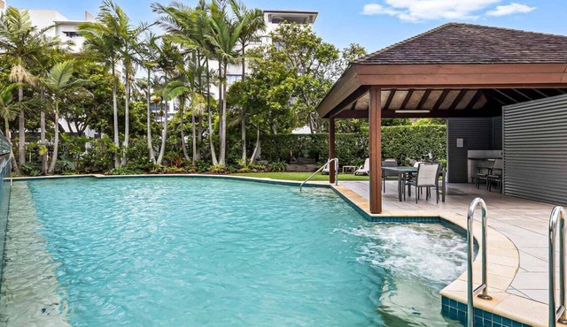 Karmasea Beachside Holiday 2 Bedroom Patio Apartment