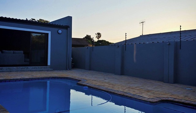 King Superior Studio Room with En-Suit in Cape Town