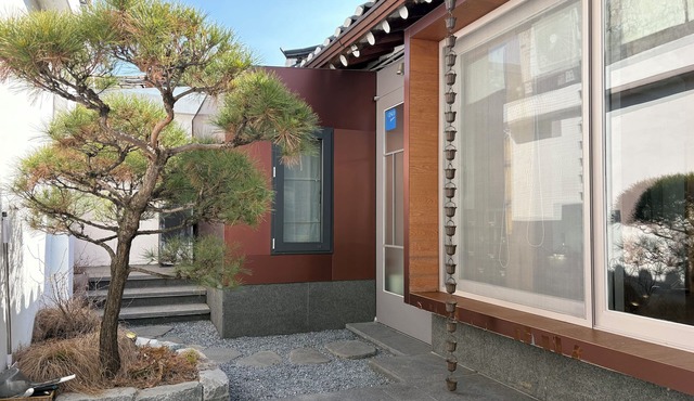 Korea Premium Hanok Villa with Jacuzzi in Bukchon near Gyeongbokgung·Gwanghwamun