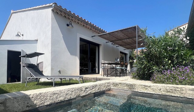 La maison de FLORE charming villa private pool in Pernes-les-Fontaines