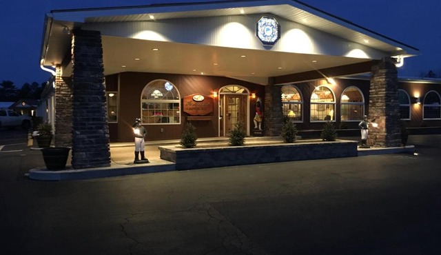 Landmark Motor Inn in Glens Falls