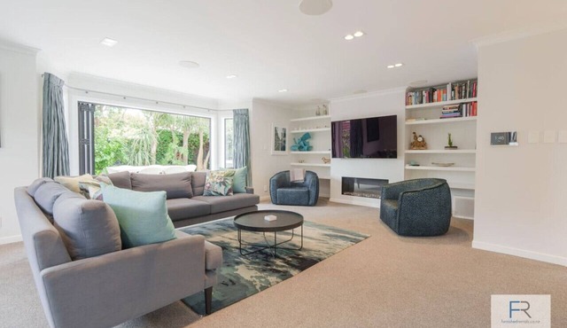 Lux Living St Heliers|by Furnished Rentals