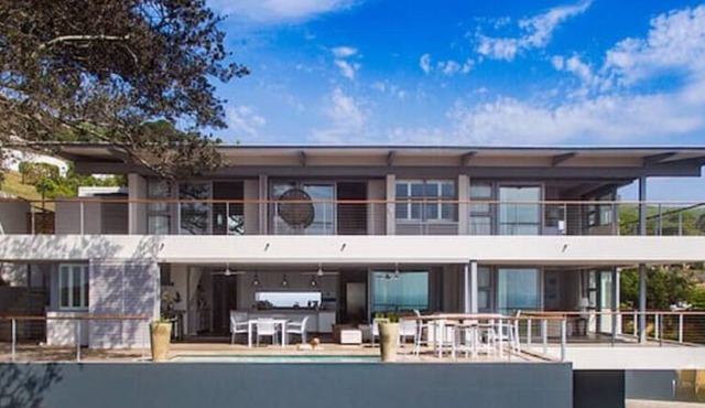 Lymegrove Beach Villa's Coral Suite | Umdloti