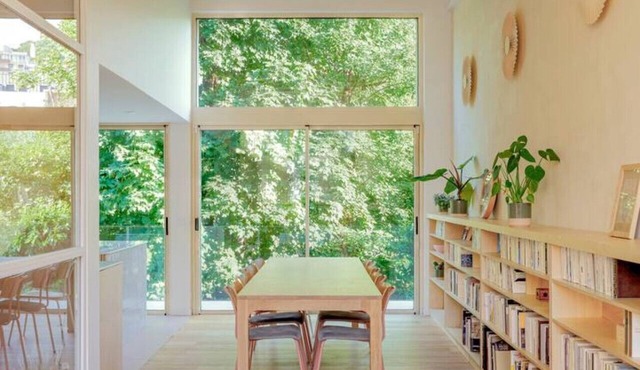 Maison d`architecte sur la Seine