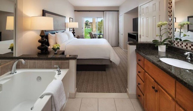 Marriott Shadow Ridge Village, 1 bedroom. Short Ride to Coachella Music Festival