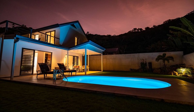 Mo'a Hidden Villa