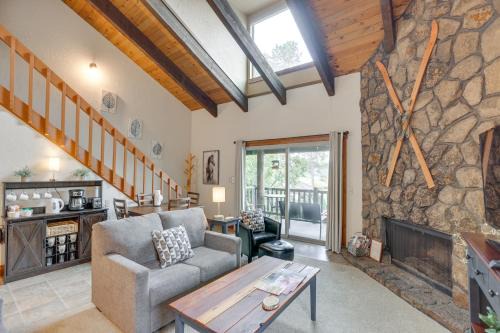 Mountain-View Condo: Walk to Sunriver Resort