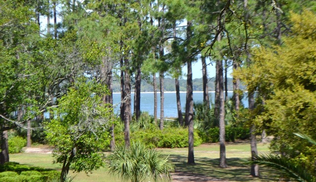 Newly Renovated! Water View 3 Bed/2 BA Villa @ South Beach & Salty Dog, Sleeps 8
