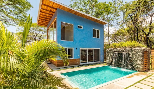 Nosara Blue: Casa Potrero, BBQ and walk to beach!