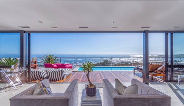 Ocean front, amazing beach & mountain views, incredible location - By Owner