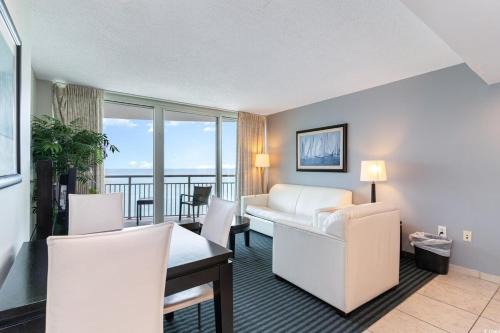 Oceanfront Luxury King Suite at Oceans One Resort