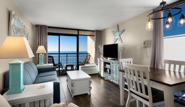 Oceanfront Premier King Suite 7th Flr