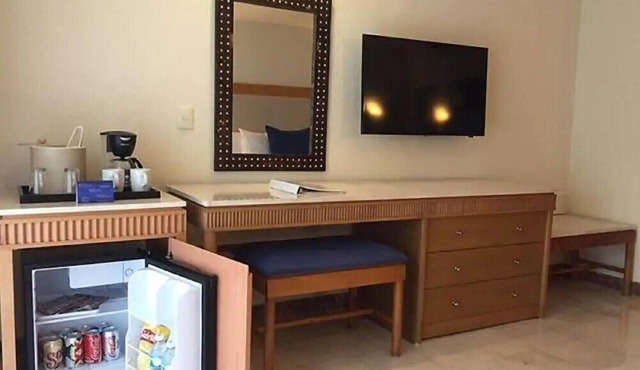 Original Studio with Outdoor Pool for Weekend Getaway in San Miguel de Cozumel