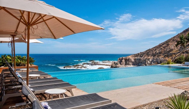 Palmilla Beachfront Vegas III Magnificent Villa
