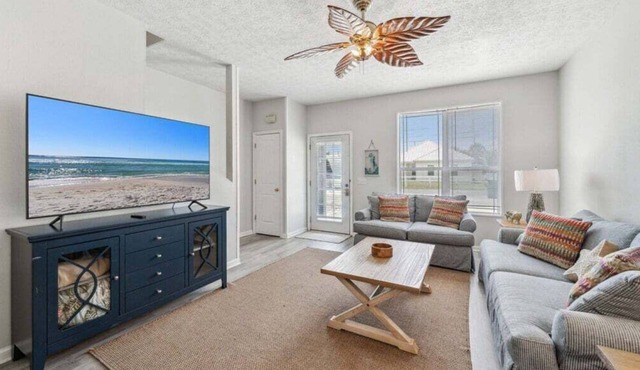 PCB Townhome - Gather Together for a Cozy Fall Escape