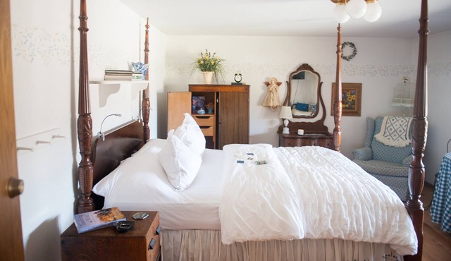 Peaceful and Private 900sq/ft private suite next to the Yellowstone River
