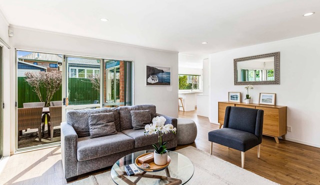 Private and Sunny 3BR with parking I Zodiak Stays